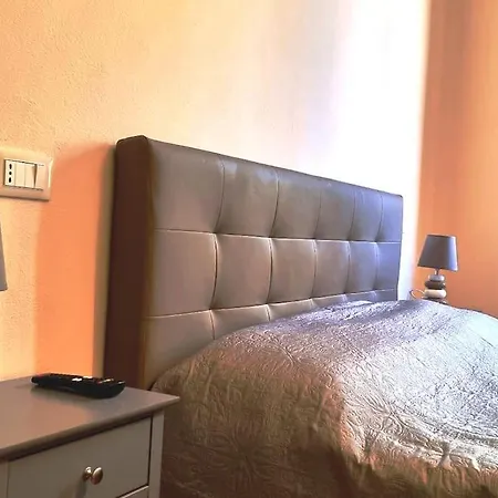 Via Vittorio Veneto Large Independent *