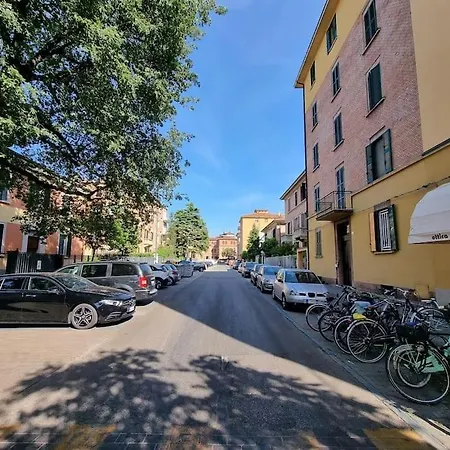 Via Vittorio Veneto Large Independent Lejlighed Bologna